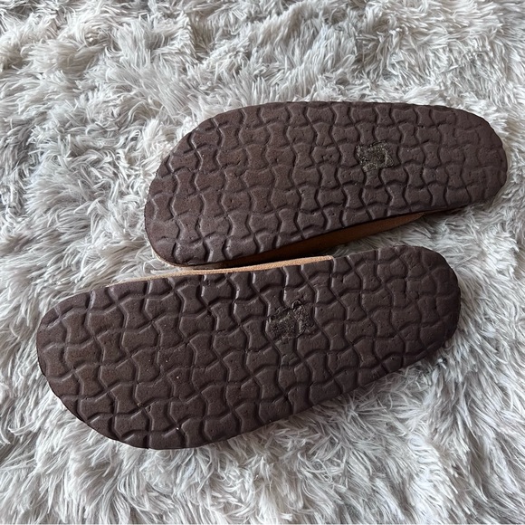 Cushionaire | Fur lined sandals - Picture 4 of 5